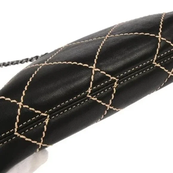 Chanel Black Calfskin Wild Stitch Handbag 136063 - Picture 6 of 10